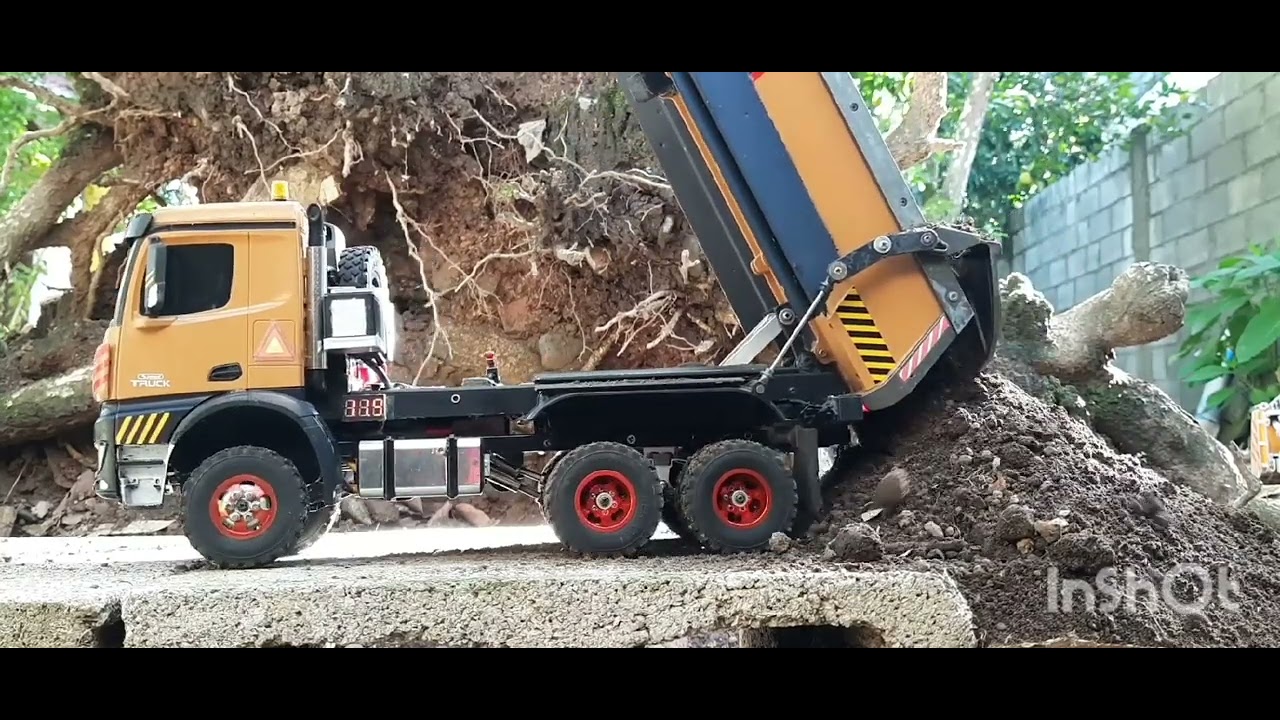 Construcción de puente 🌉 con Maquinas Rc. en acción...