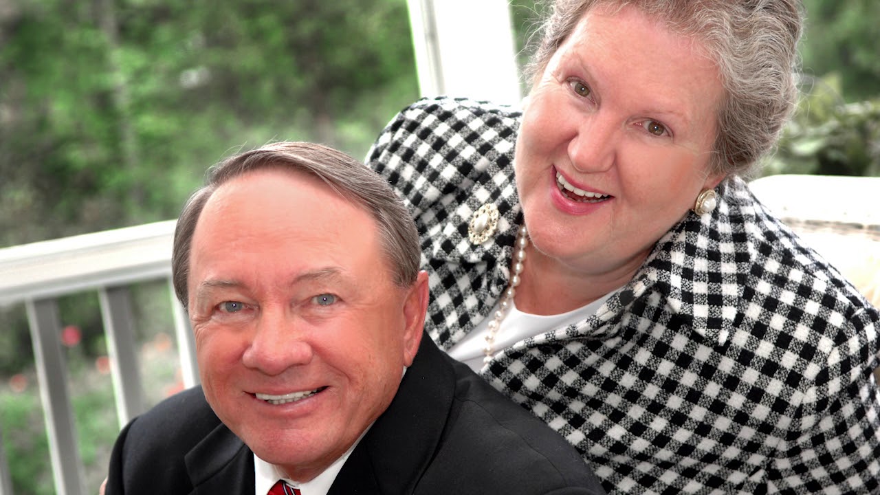 2018 Distinguished Service Award - Clyde & Sandra Strickland