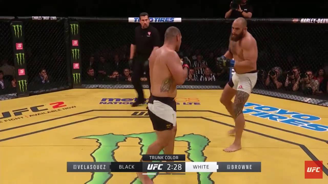 UFC 200 - Cain Velasquez demolishes Travis Browne