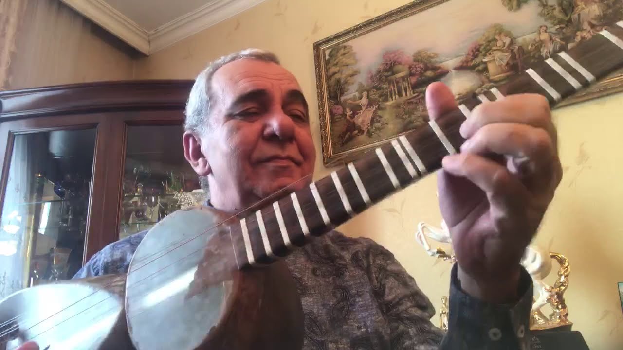 Möhlət Müslümov  Qərənfil Romansı