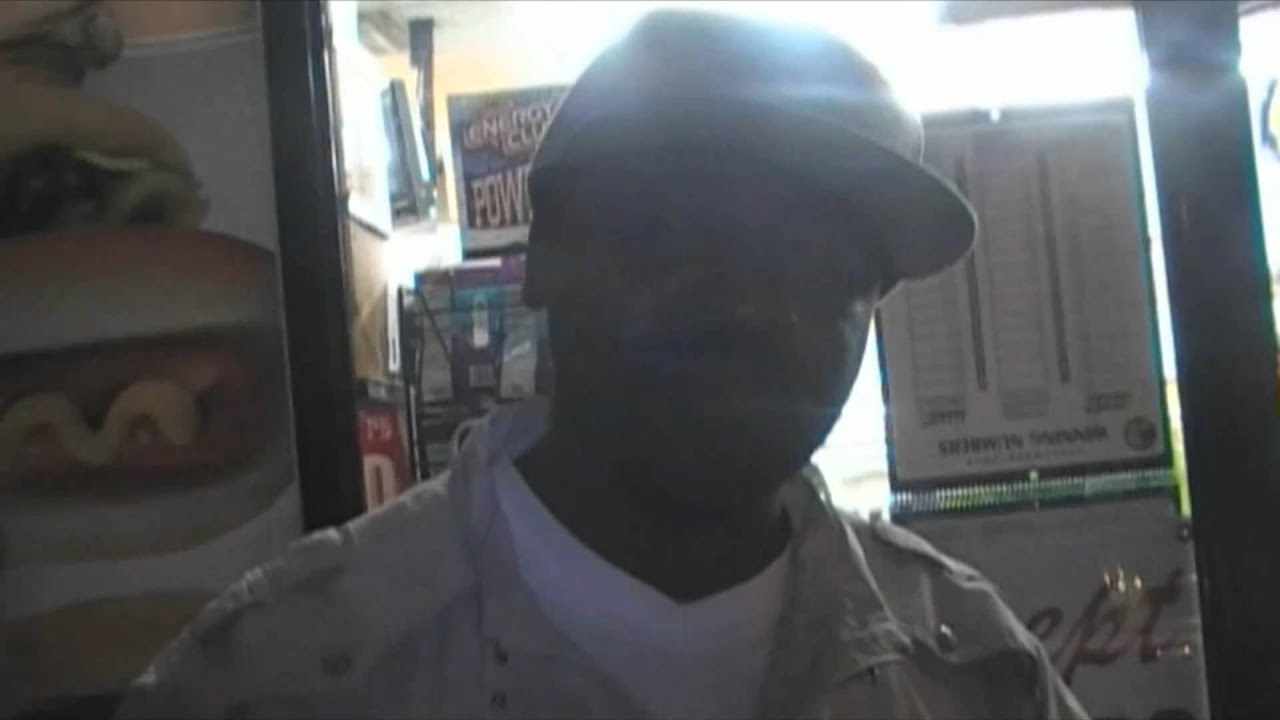 Dey Know Bango & Nitty Av Speaks Briefly 10/2010