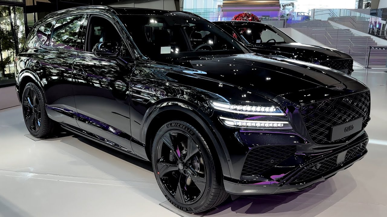 2025 Genesis GV80 Black Exterior and Interior Walkaround
