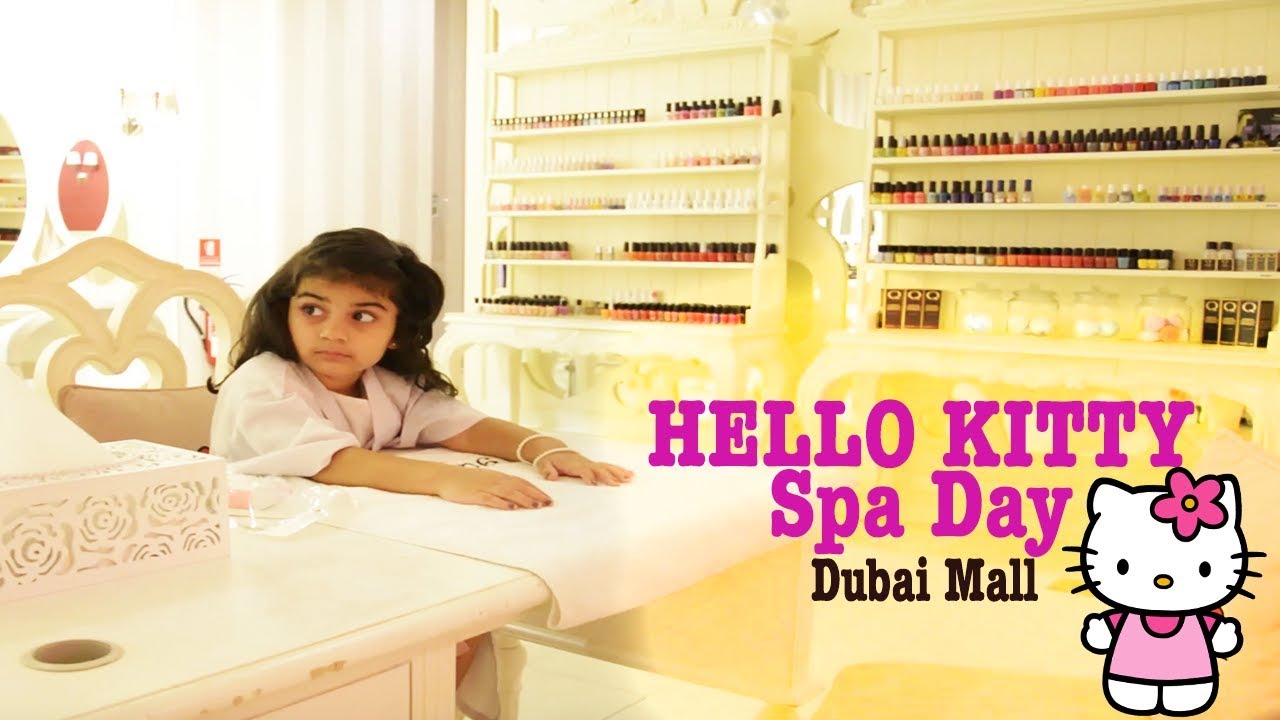MY FIRST MANICURE AT HELLO KITTY BEAUTY SPA || DUBAI MALL