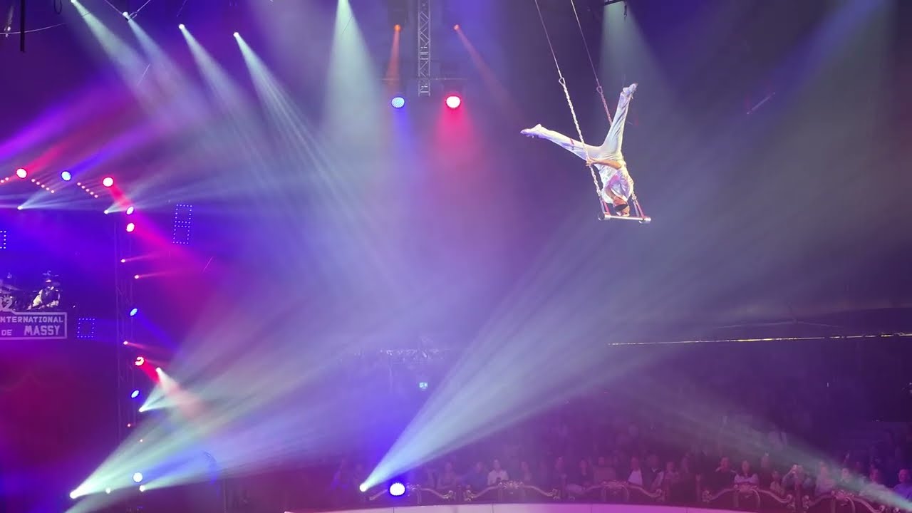 Antonin Navratil - Washington trapeze, Festival International du Cirque de Massy