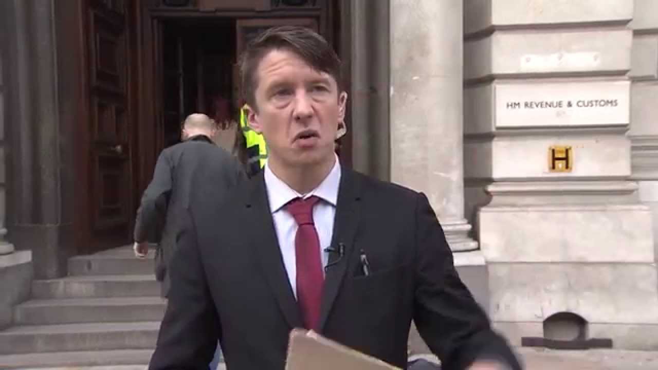 Jonathan Pie: Reporter! explaining the economy (Full & Uncensored)