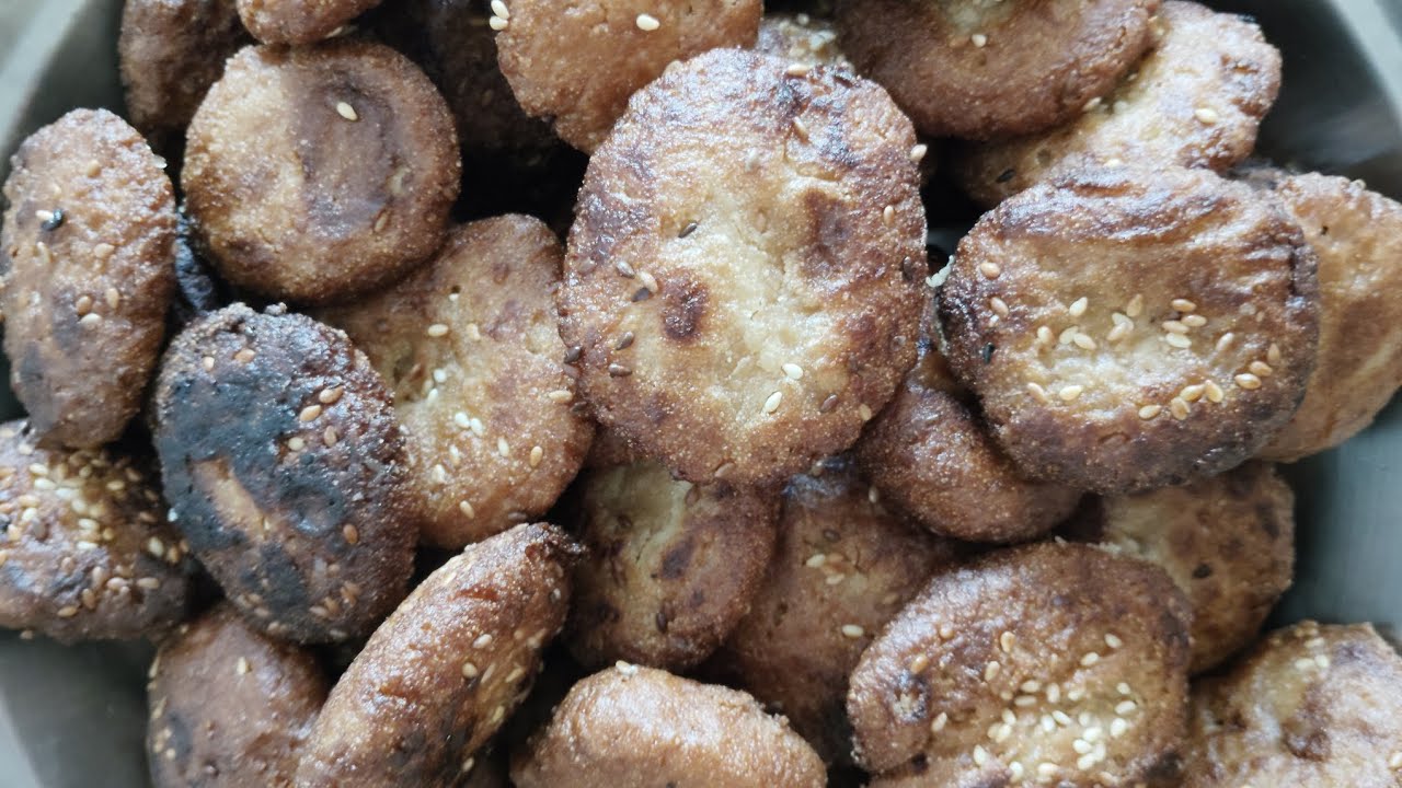 Chawal ka anarsa # pua# anarsa pua # sweets # anarsa sweets # yummy sweets#dry sweets #cooking 