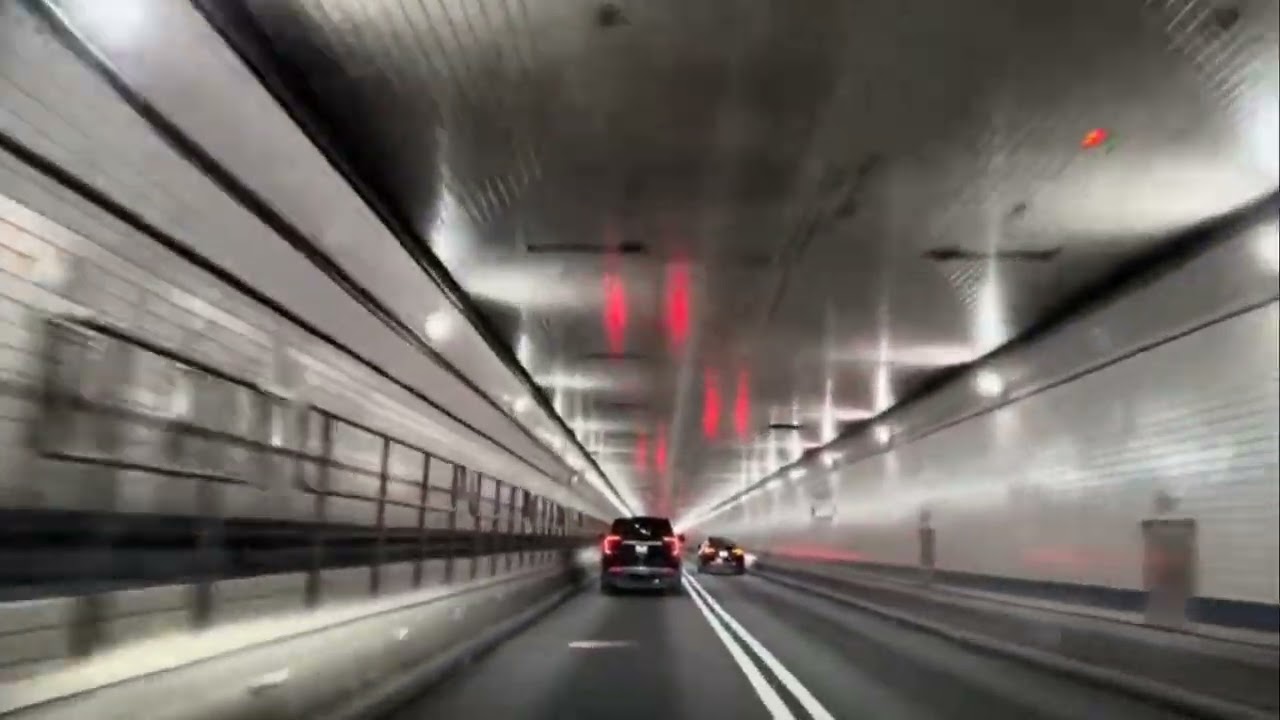 lincoln tunnel 2.4 km new jersey to new york