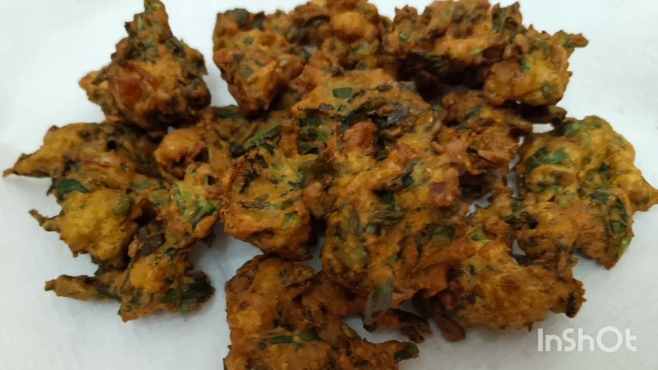 #PalakBhajiya#PakoraLovers#IndianSnacks#DesiFood#MonsoonFood#VegSnacks#SnackTime#HomemadeFood