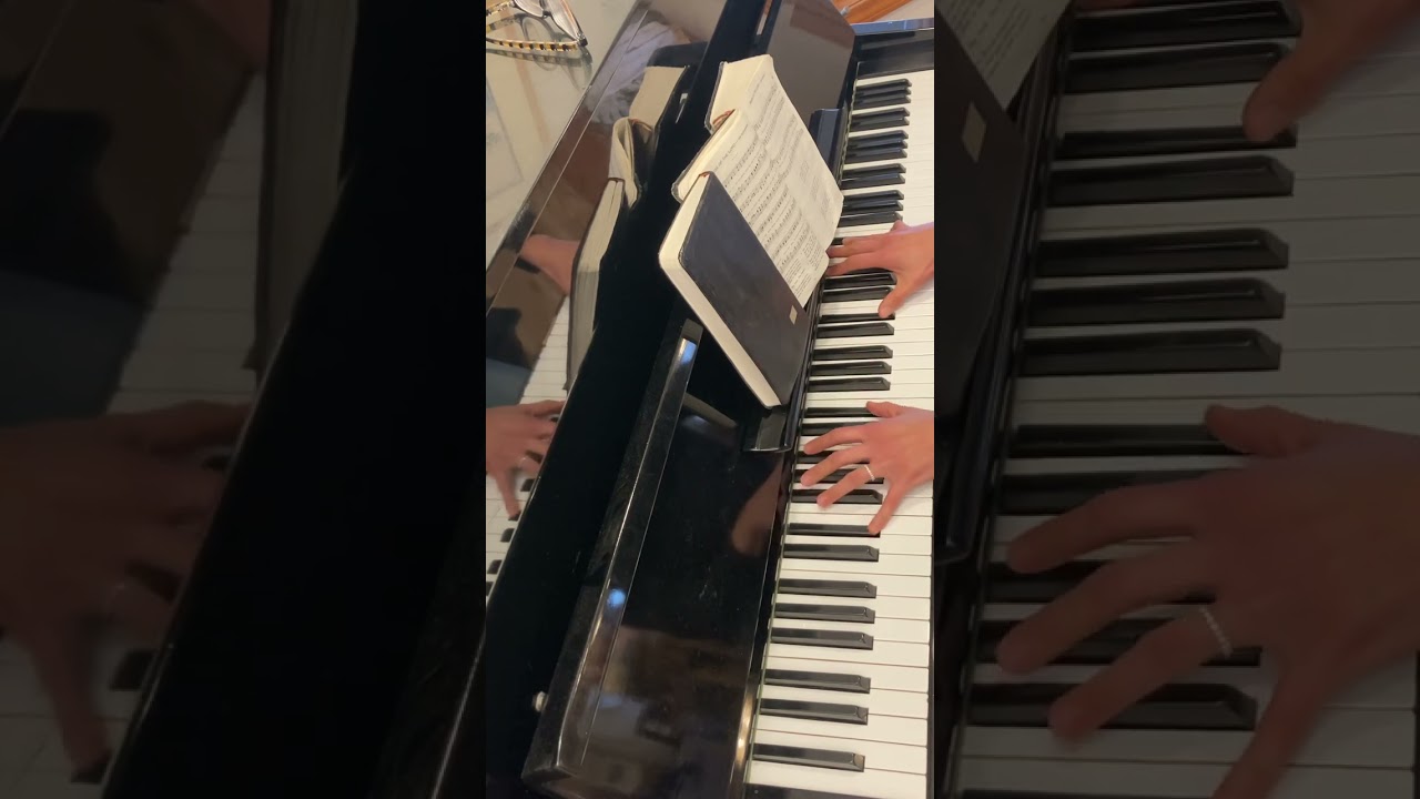 Hymn 101 - When we survey the wondrous cross (first tune)