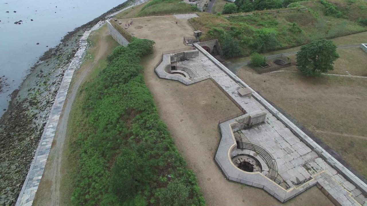 Fort Warren