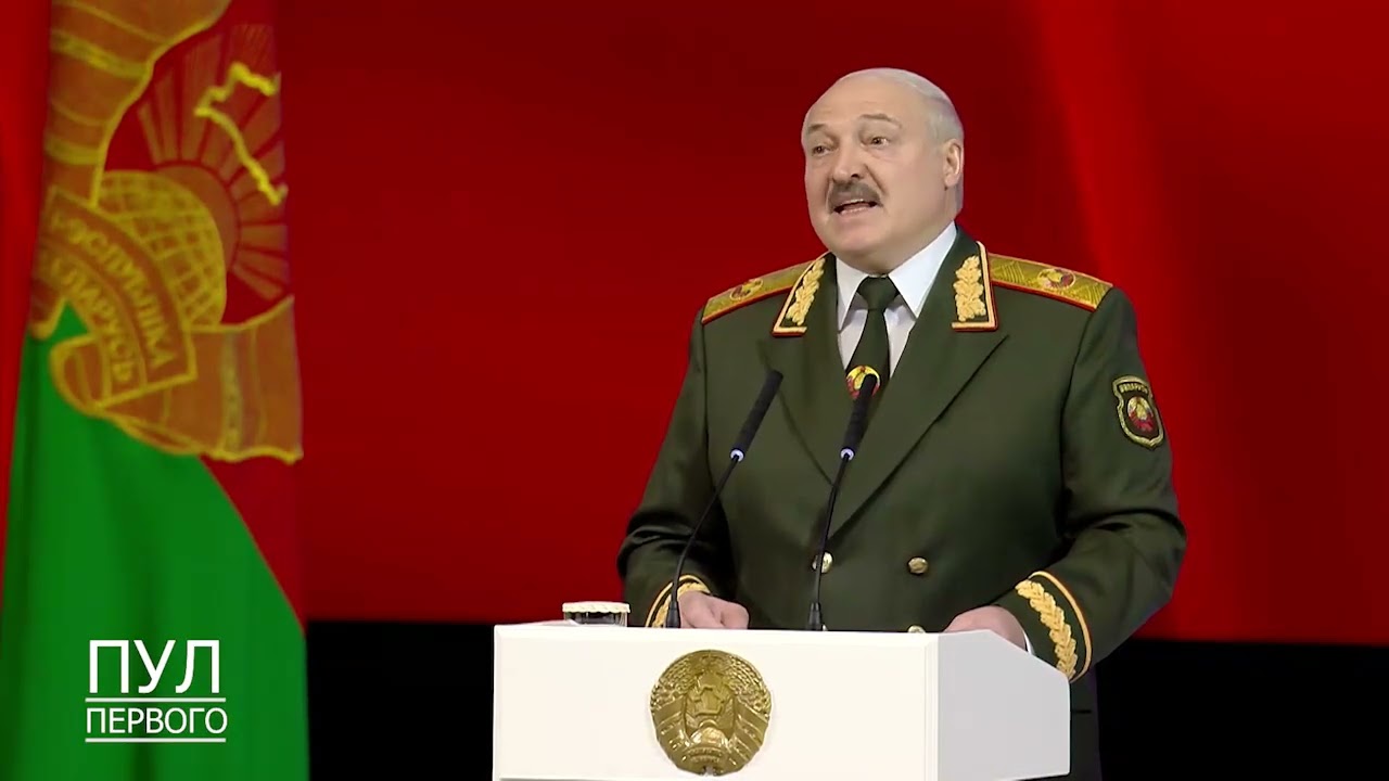 Не вляпаться и не допустить предательства &ndash; Лукашенко рассказал о войне