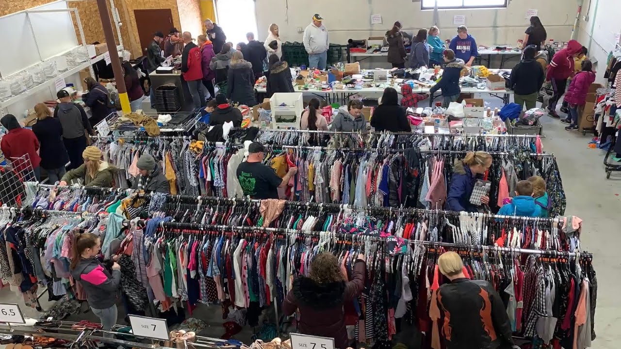 Warehouse Sale Video - I sold over 18,000 items in 8 days!