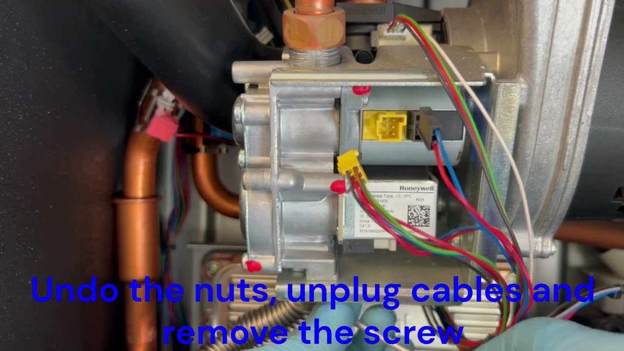 Fault F28 and F54 on Vaillant Eco Tec Plus / How to replace gas valve step by step