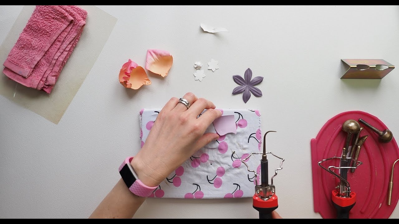 How to use millinery flower shaping tools: rat tail flower tool