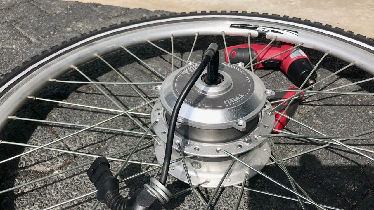 E-Bike vorne Rad Motor Macht Geräusche
