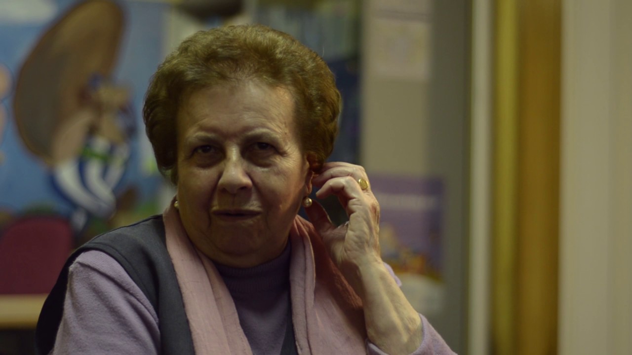 Sara - As ruadas, os calcetíns e as medias
