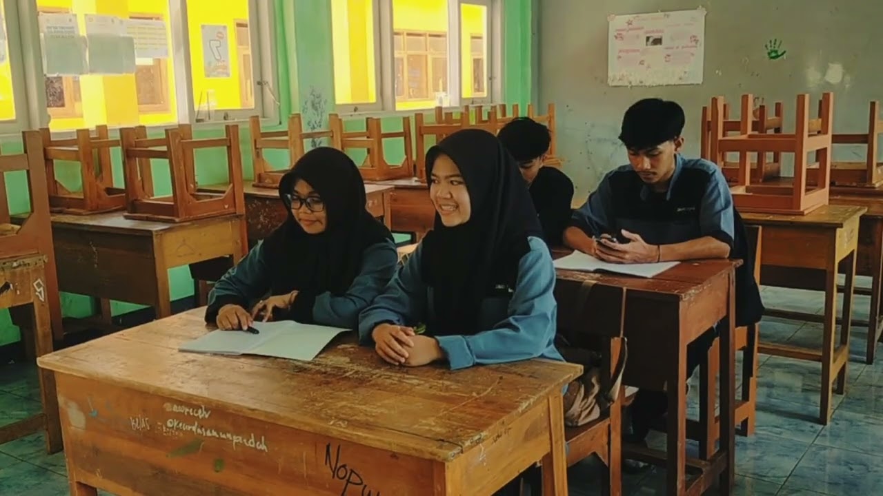 DI BAWAH GAPURA YANG SAMA || Tugas Praktik Seni Budaya, Kelompok 4.