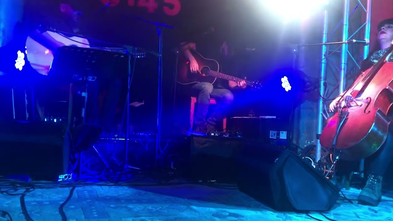 Pilli Bebek - Fotoğraf (Elektro-Akustik Konstelasyon) konser