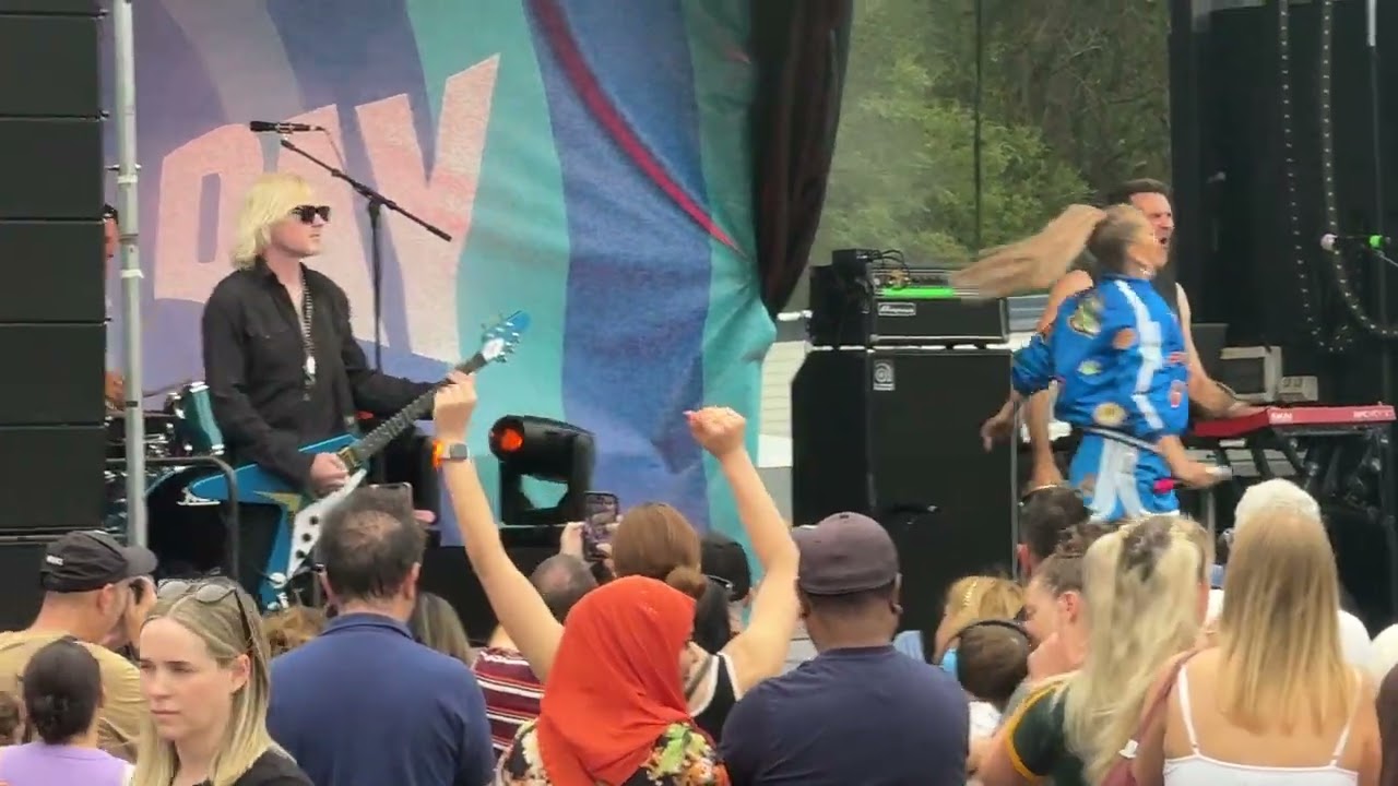 ROGUE TRADERS - Parramatta Park, Australia Day