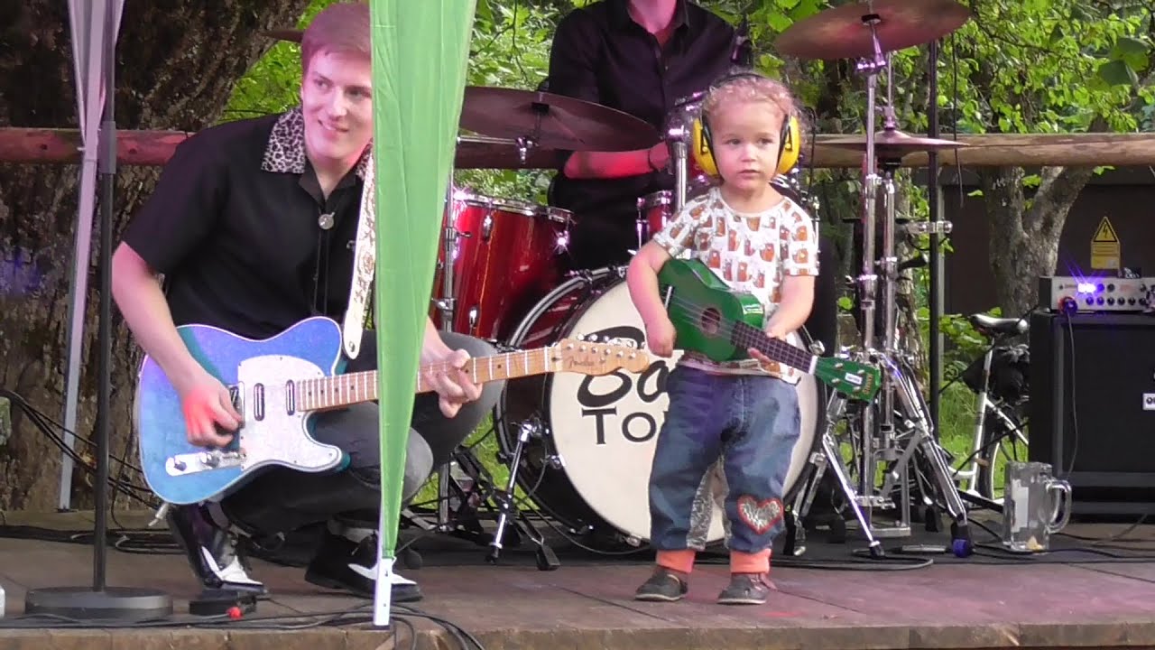 Bonny Tones 2021 mit Rafael (3) beim Aujäger  - Johnny B.  Goode