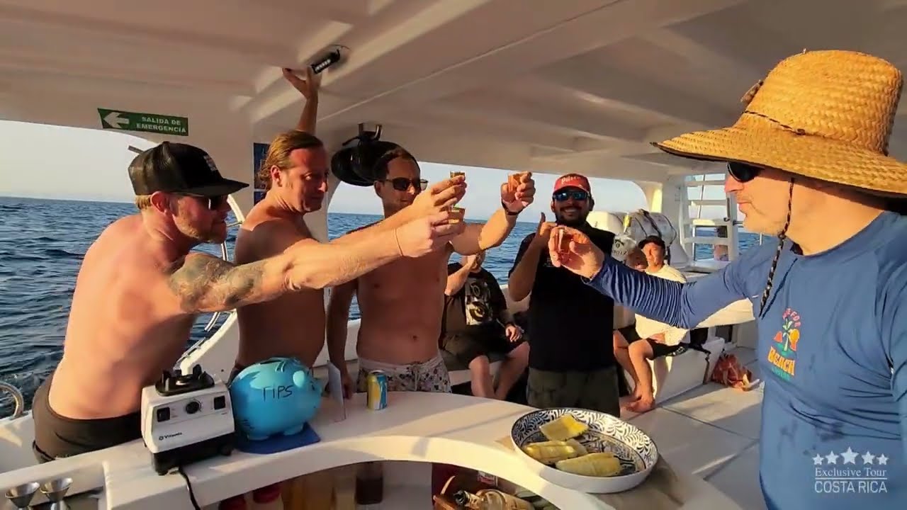 Happy Coco Catamaran, Playas del Coco.