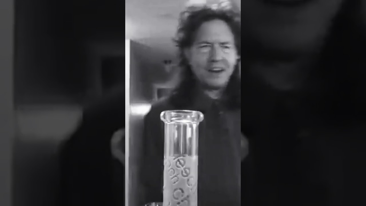 Nice Christian Music with Marijuana Man #bong #420 #vancouver #weed #reels #pot #jesus #marijuana