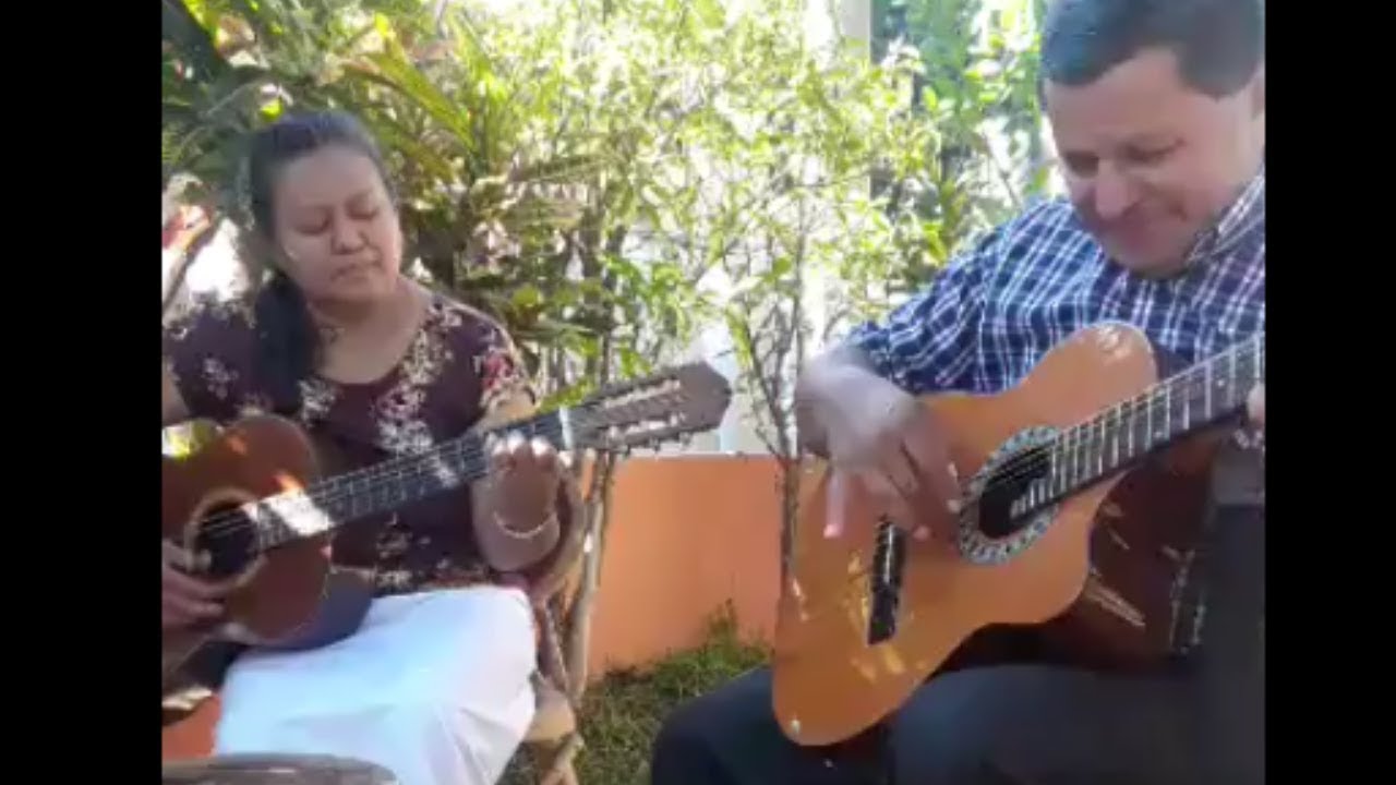 DUO HERMANOS CHACON SALUDANDO Y CANTANDO, DESDE PLAYAS NEGRAS LA UNION EL SALVADOR