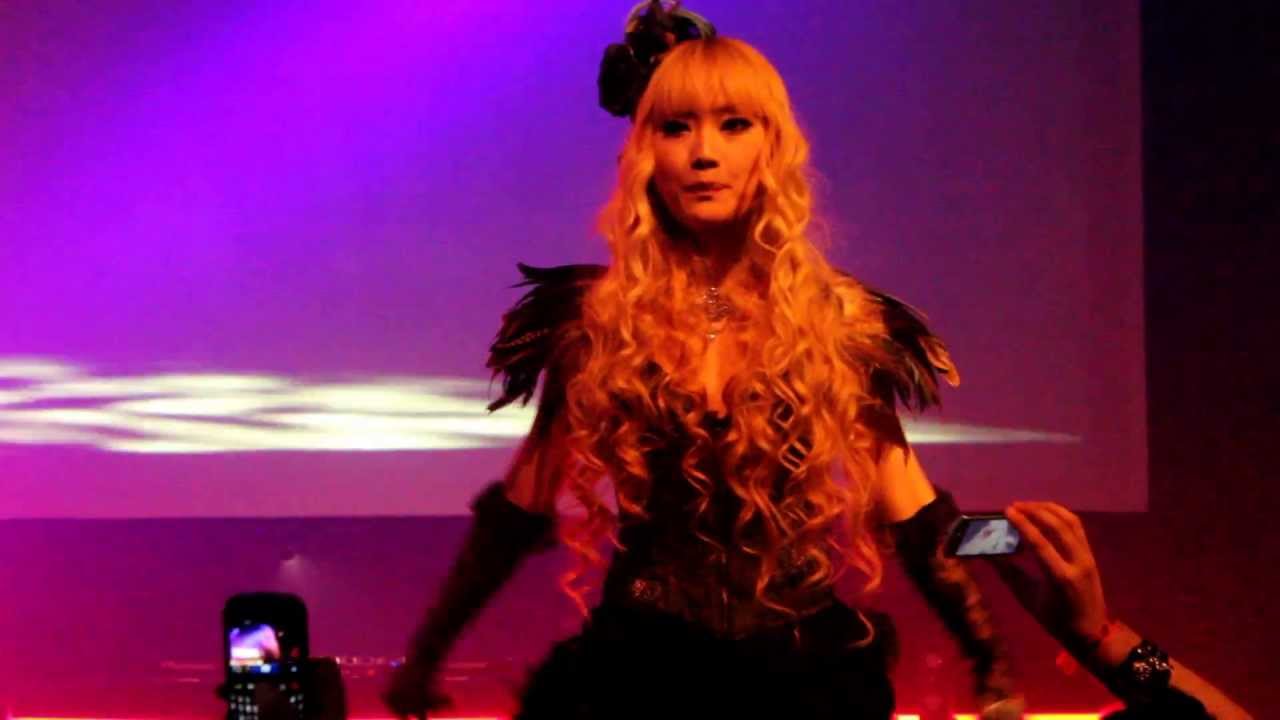 Aural Vampire live at Japan Expo Belgium 2011