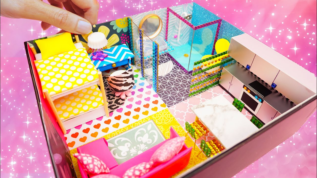DIY Miniature Dollhouse in a Shoebox #1