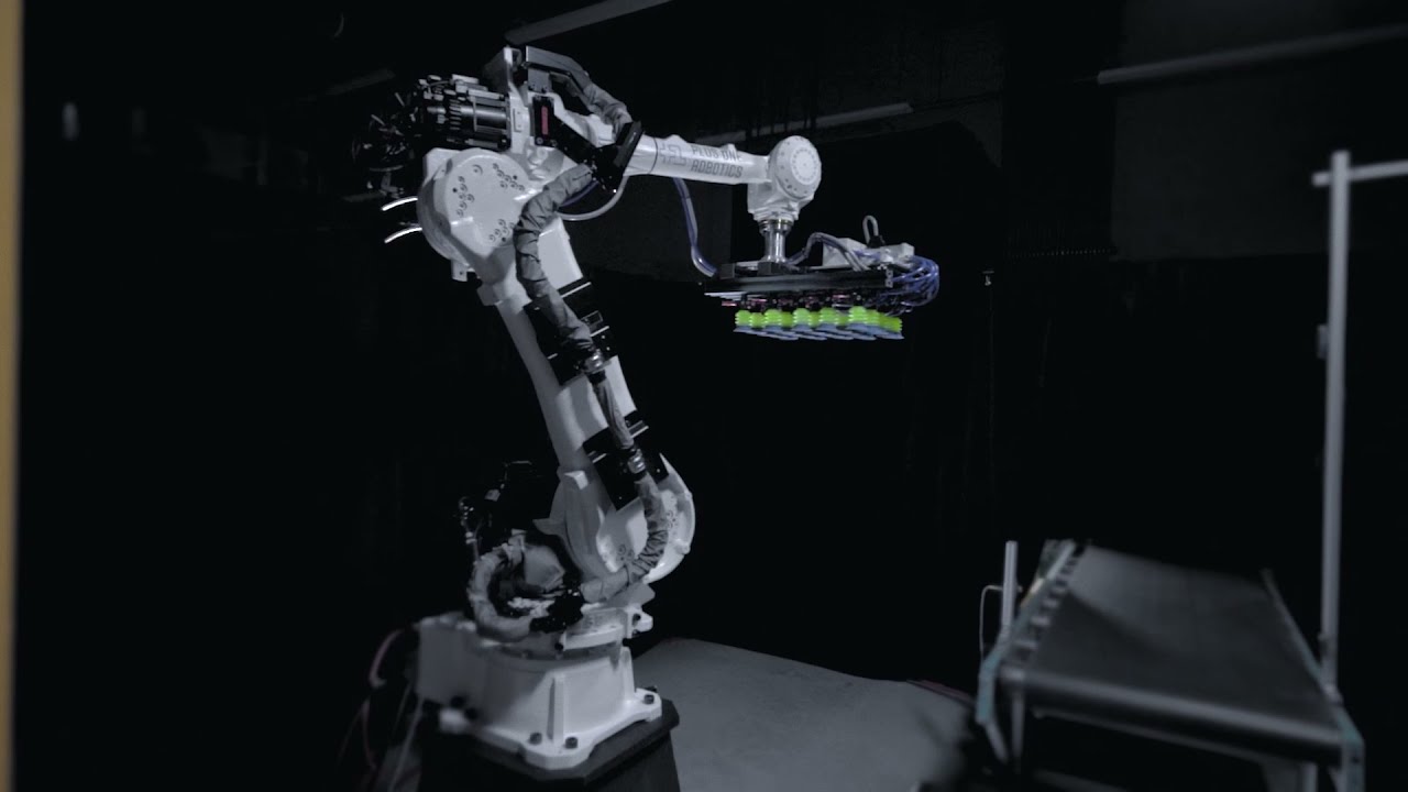 Plus One Robotics: Depalletizing Solutions // Mixed Pallet