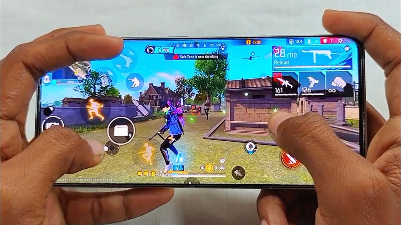 Solo Vs Squad Handcam ⚡ Poco X7 Pro 📲 Free Fire Gameplay 🎯