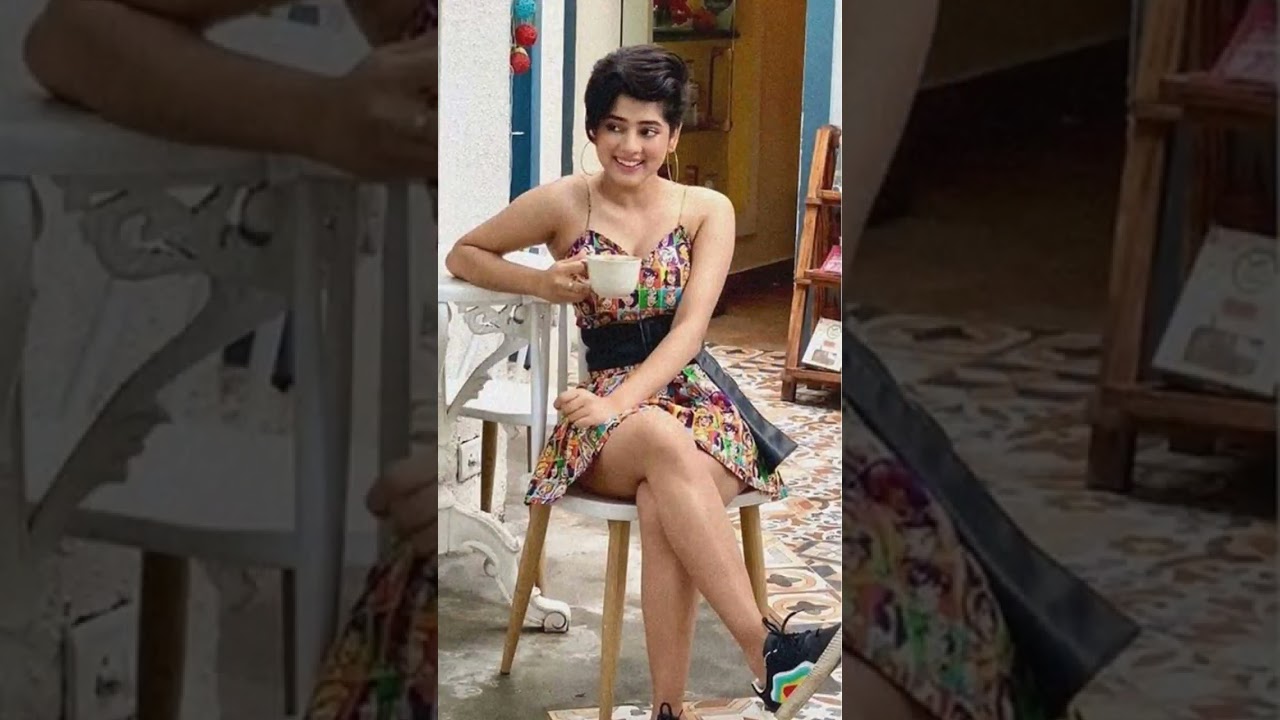#shortsyoutube  Ditipriya Roy Wearing Hot pants Looks