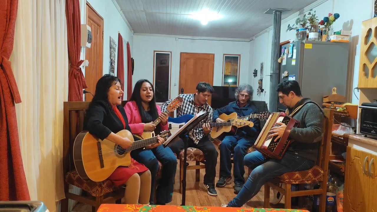 Por la mañana yo dirijo mi alabanza & coros