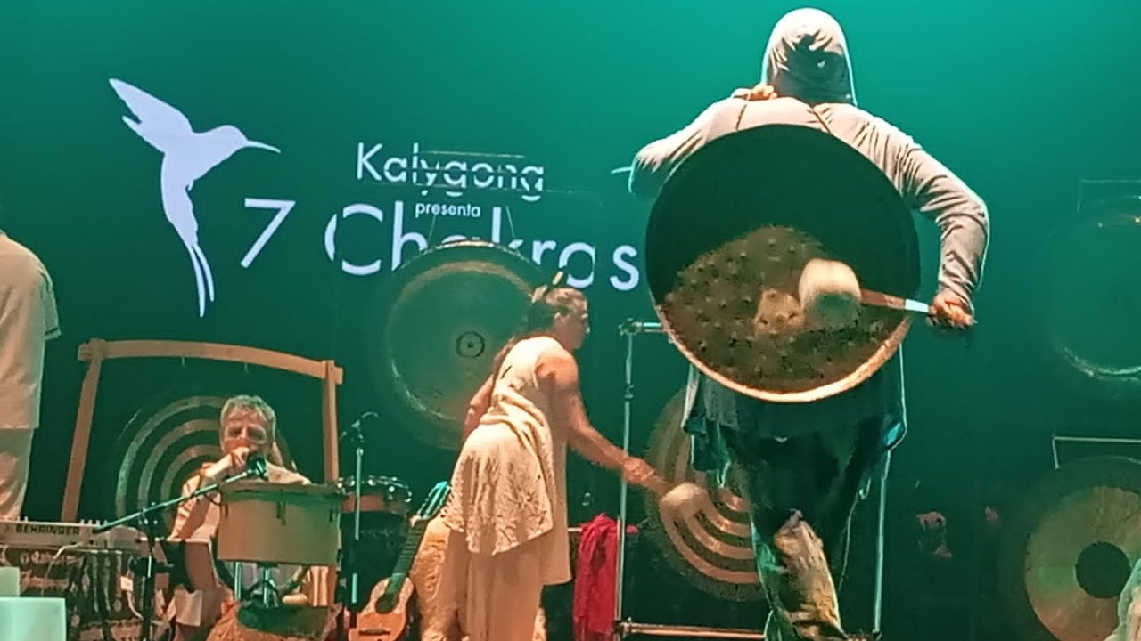 7 CHAKRAS Gongs en Concierto de KALY GONG Sonidos del Universo. Teatro Independencia - Mendoza 