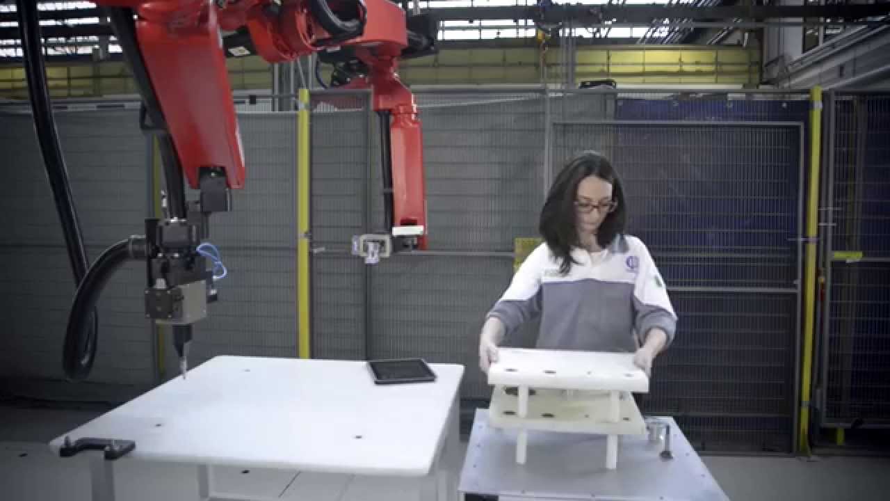 D1 Assembly with dual-arm industrial manipulators