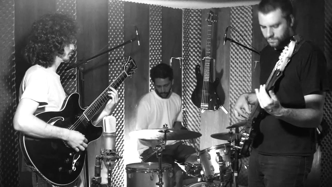 Autumn Leaves - Trio Pestana