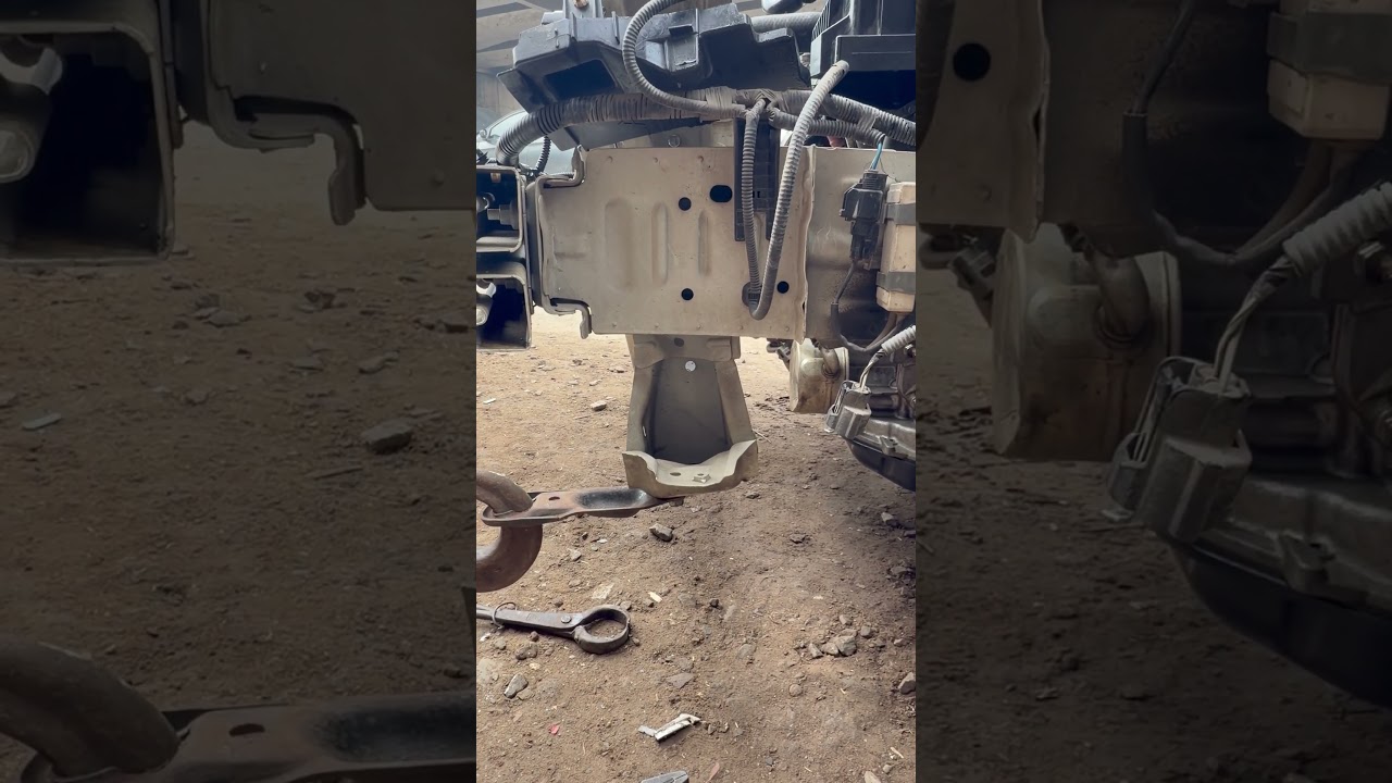 Toyota Yaris 2021 fixing radiator support 