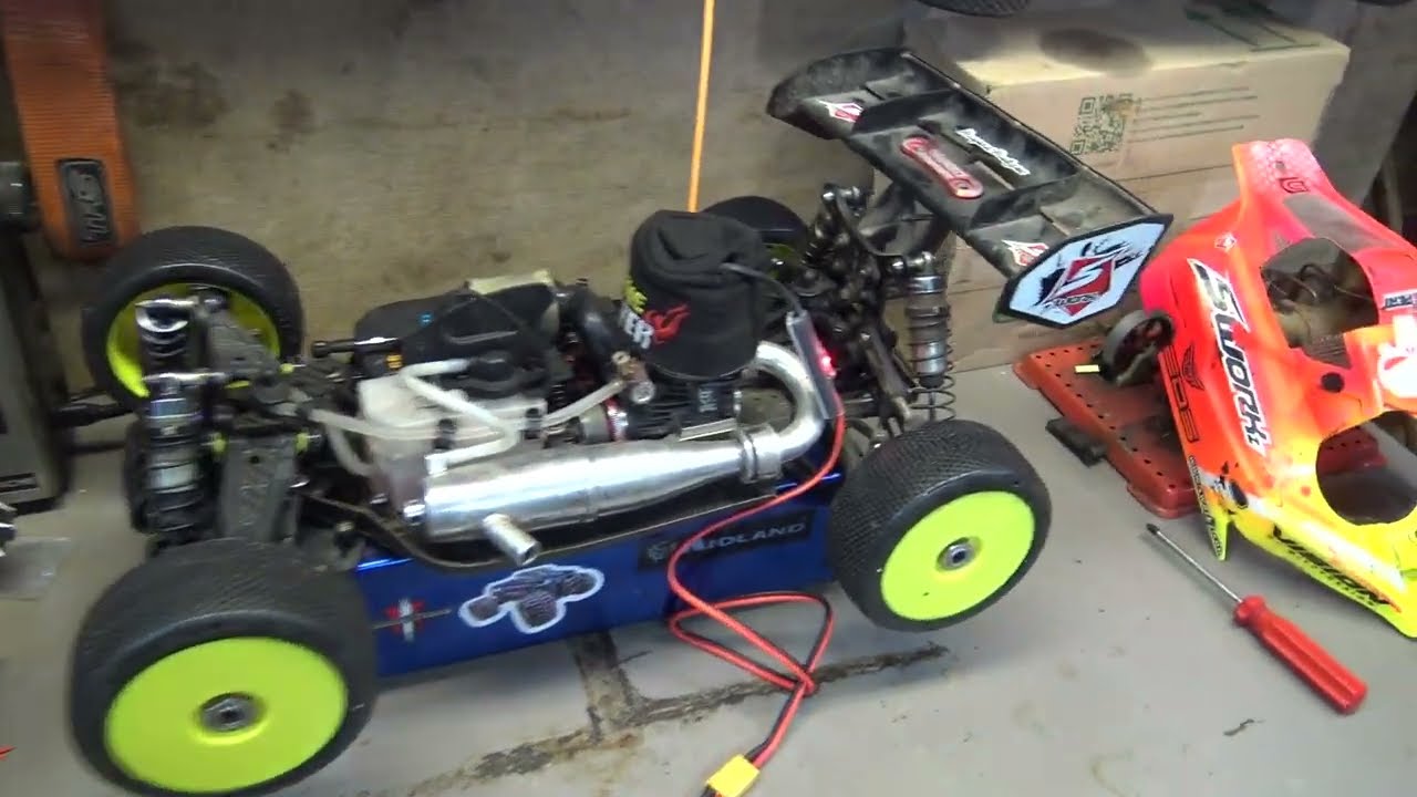 I Gave My sWorkz S35-4 Nitro Buggy New Servos!