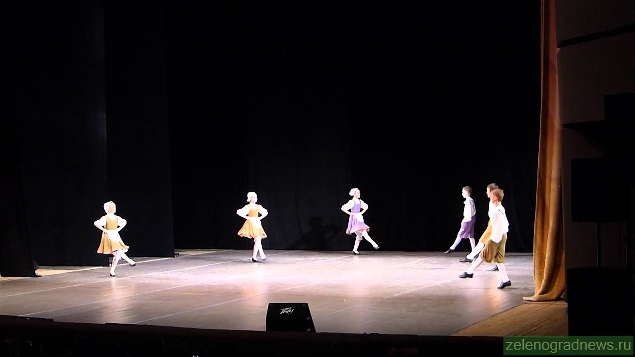 Учащиеся 2 и 3 классов ДШИ имени С. П. Дягилева - И. Дунаевский. 