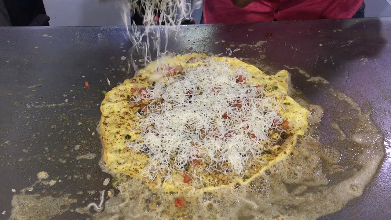 EXTREME BUTTERY EGG DISHES at Raju Omlet Vadodara | Street food of India | Egg recipes