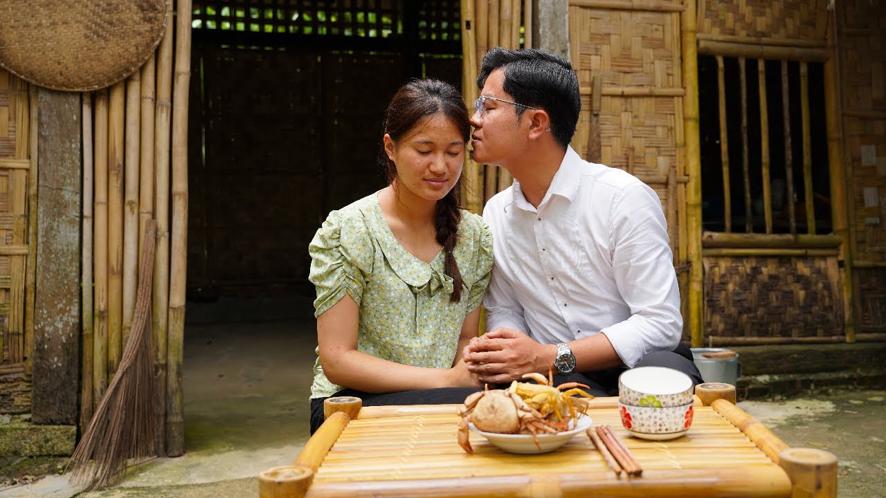 Kind CEO Confesses His Love to Poor Girl for the First Time Before the Coming Storm