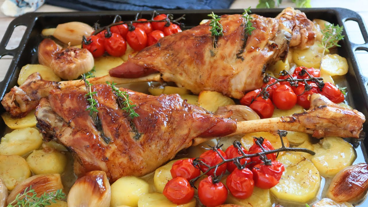Pierna de cordero al horno con patatas