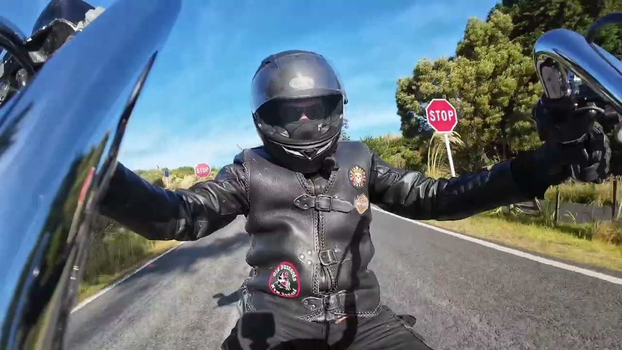Harley Davidson 07 Softail Standard Low & Loud.Testing out the new Progressive suspension.