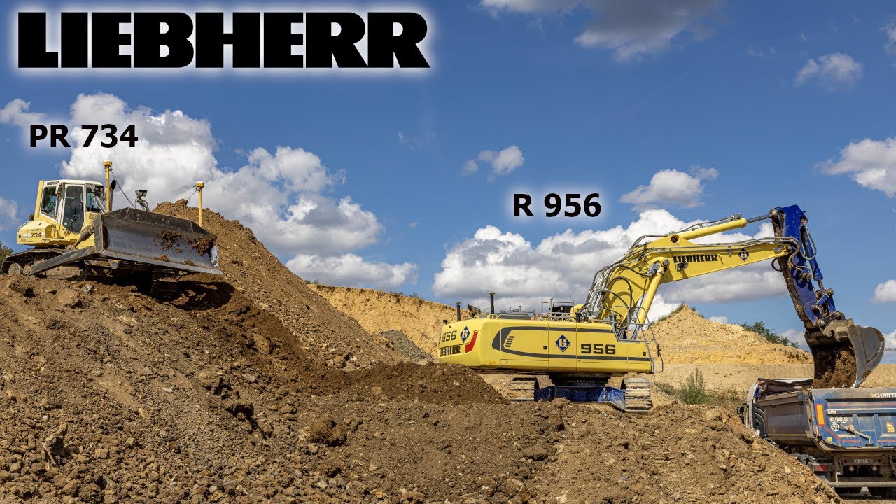 LIEBHERR R956 and PR 734 moving dirt