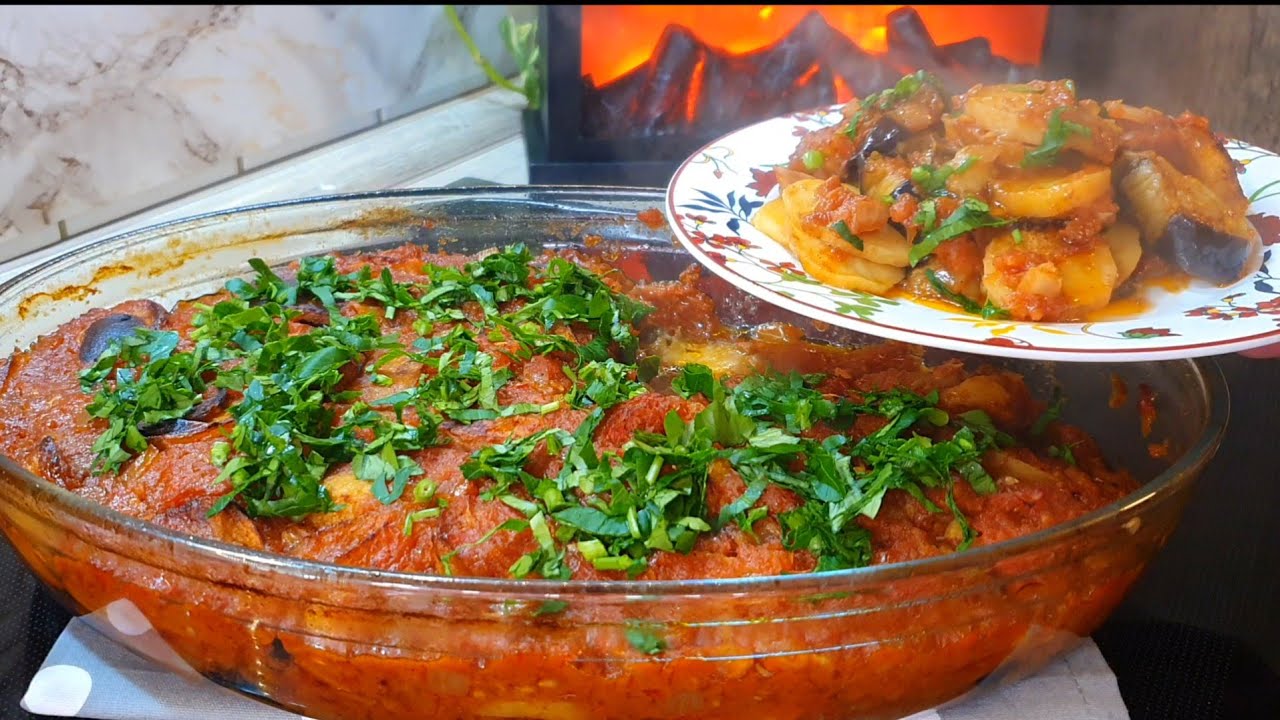 مطبق البطاطا والبادنجان اكلة آخر الشهر بدون لحم اقتصادية وسهلة وطعم بياخد العقل ☺️