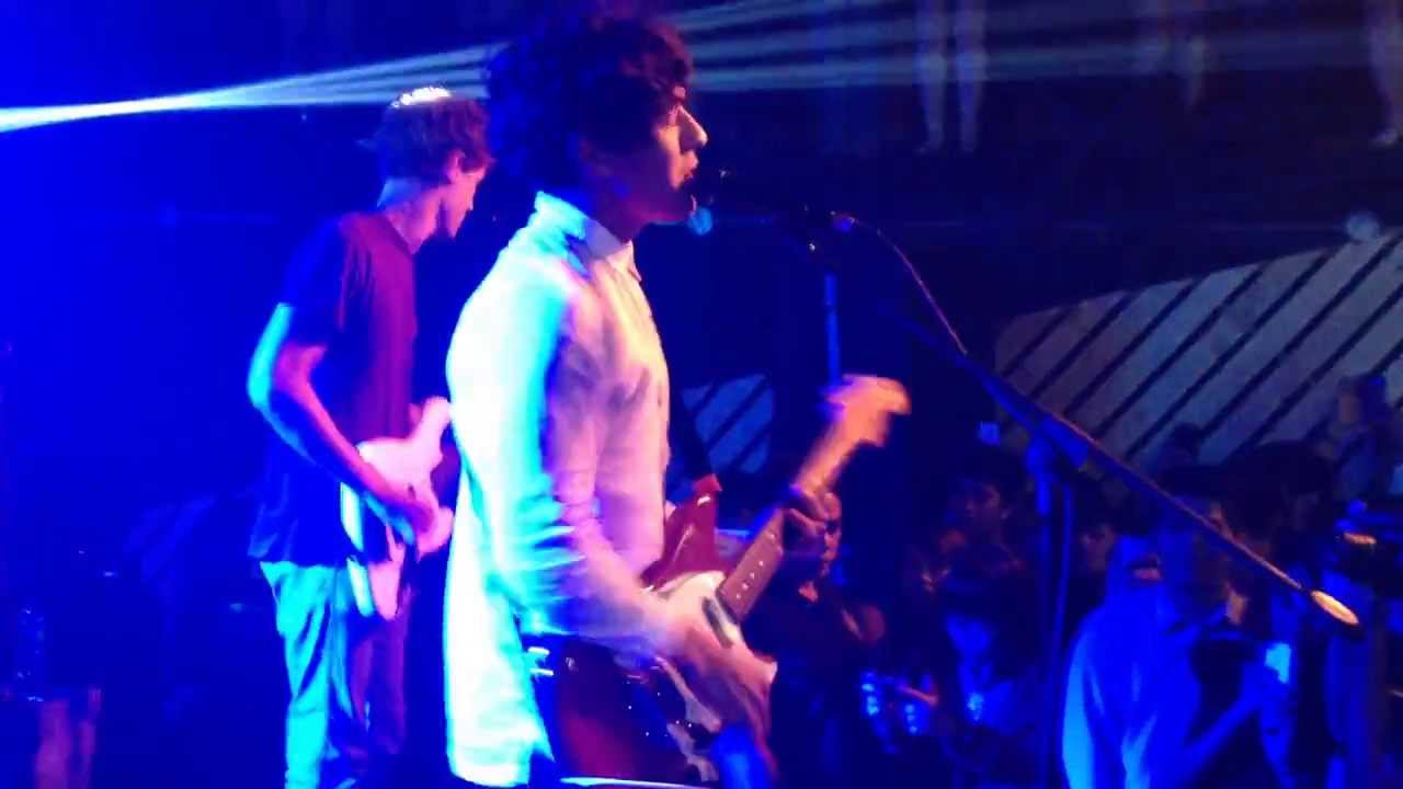 Last Dinosaurs - Time and Place (Live at Black Market)