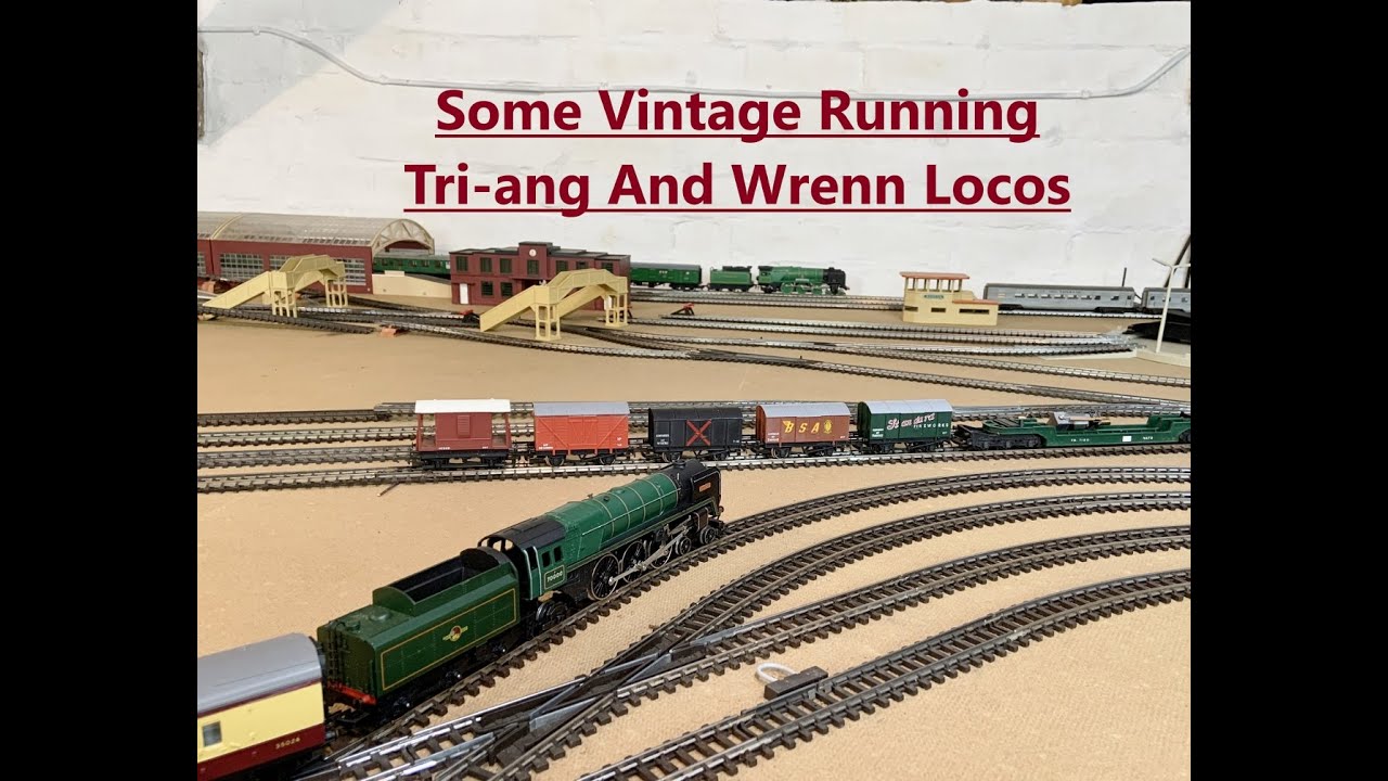 A Little Bit Of Vintage Tri-ang Hornby And Wrenn Passenger Train Running On The Super 4 Mainlines