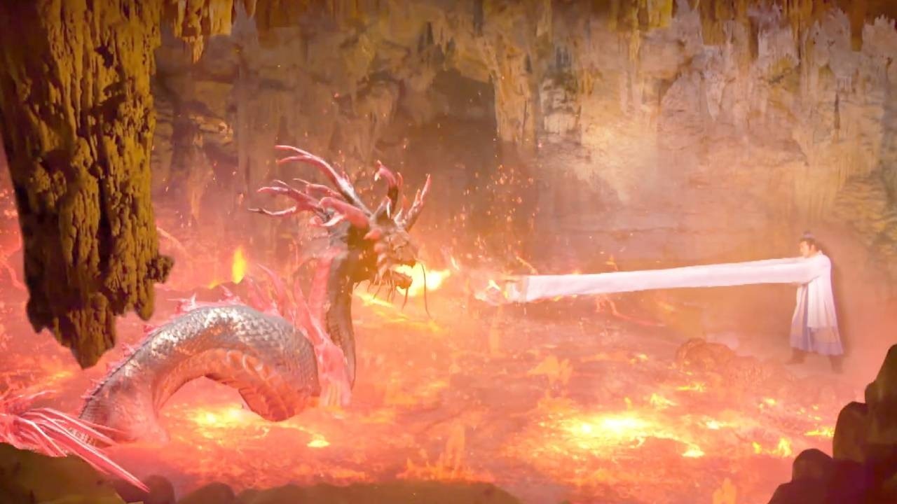 小道長無意間喚醒封印5000年的魔獸，眾人都以為他在劫難逃，沒曾想他胸口佩戴的寶石竟是護身神器！💥Chinese Dramas | 陳鍵鋒