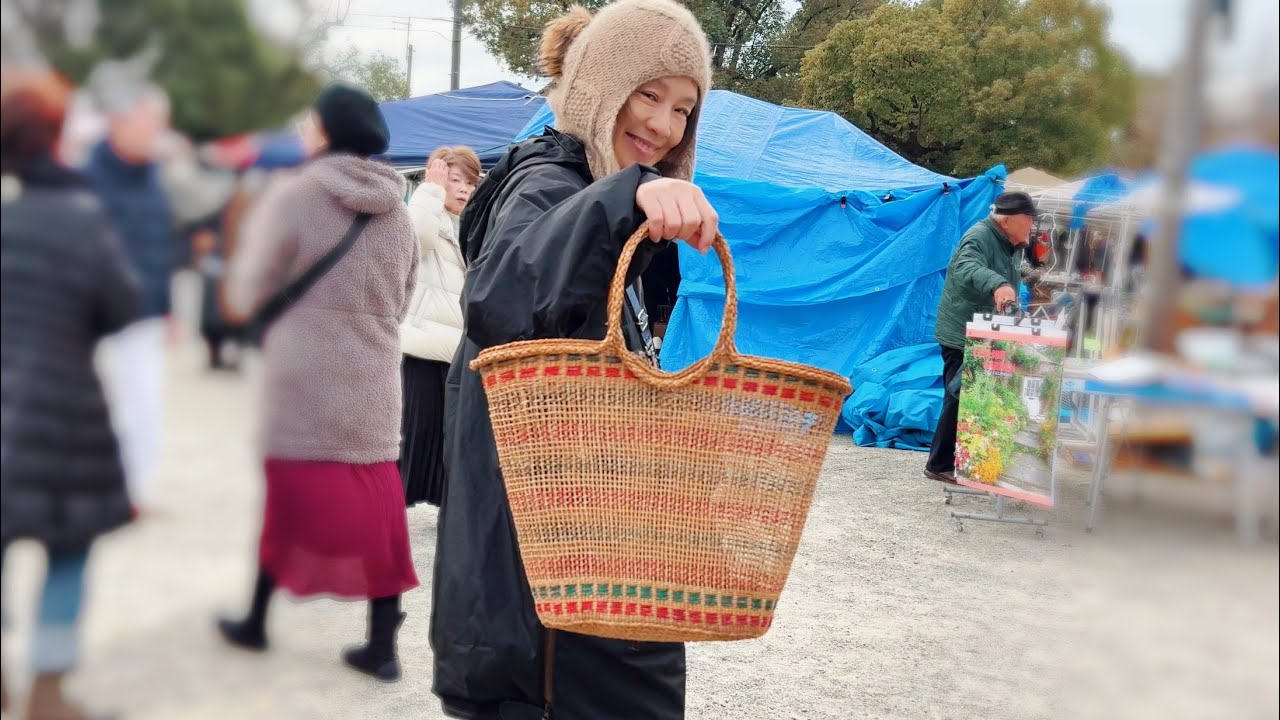 逛大阪四天王寺跳蚤市場，雖然破爛但很有趣 （2024年12月上）