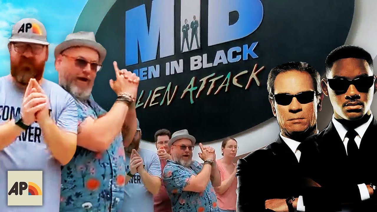 Riding the Universal Men In Black Ride with it's Creator! - Annual Pass Vlog